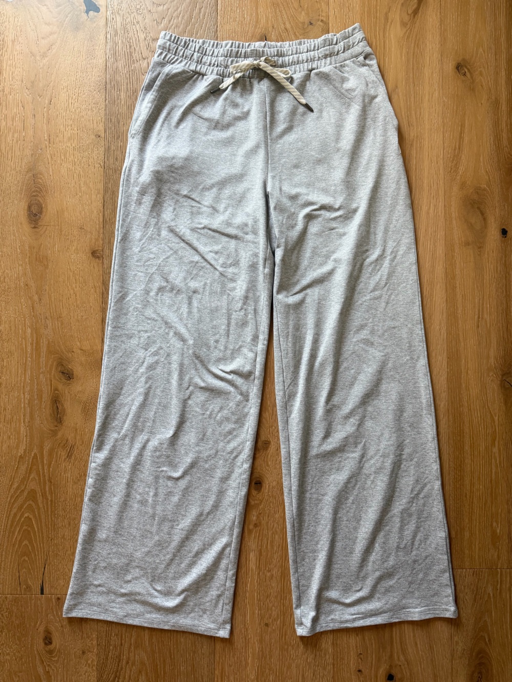 Vuori Halo Essential Wide Leg Pants Pale Gray Heather DreamKnit Medium